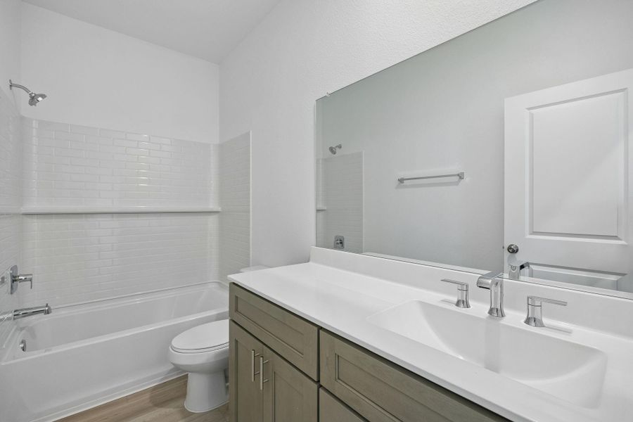 Furnished interior view inside a new home in Stokesbury, Waller (Image 11).