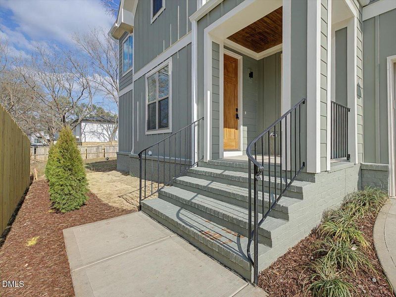 02-Front Entry 02-Front Entry