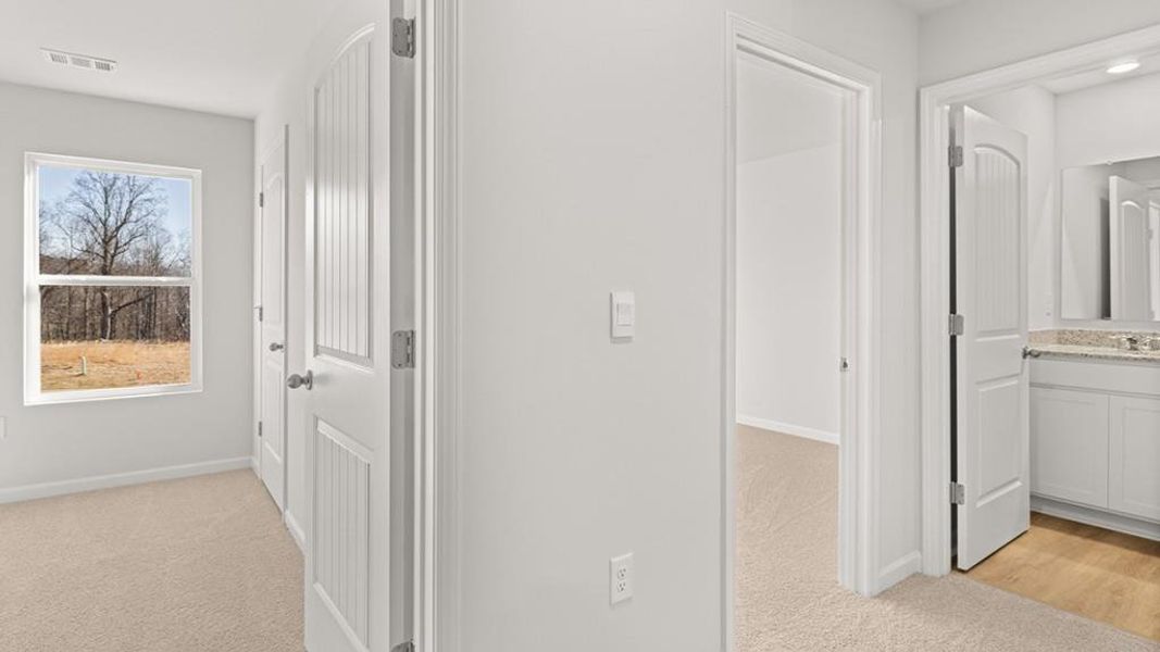 Spacious, unfurnished interior of a new home in Rolling Meadows, Jasper (Image 15).