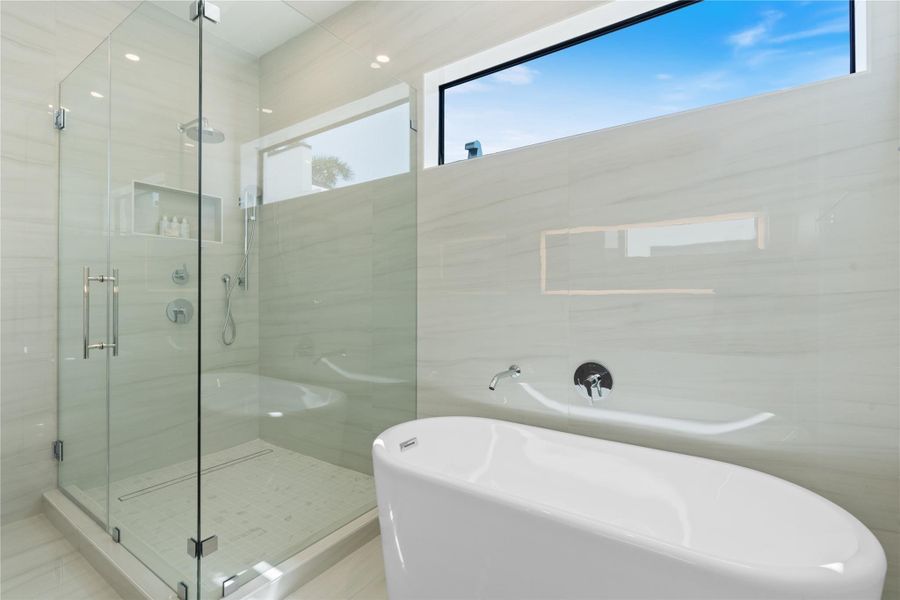 Furnished interior view inside a new home in , Fort Lauderdale (Image 28). Furnished interior view inside a new home in , Fort Lauderdale (Image 28).