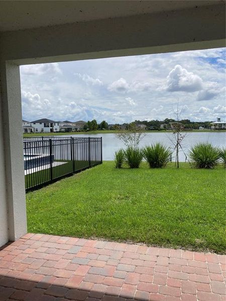 Exterior details and patio area of a home in , St. Cloud (Image 3).