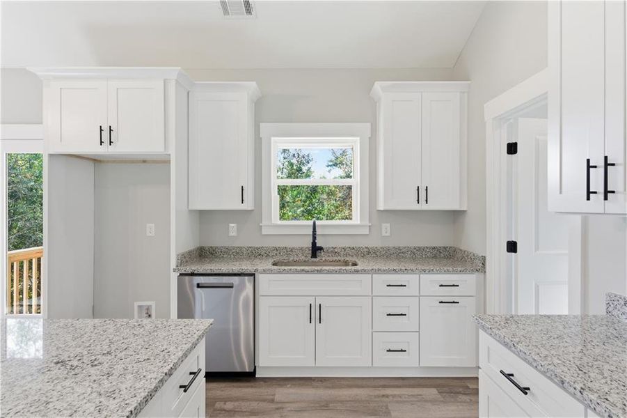 Furnished interior view inside a new home in , Dallas (Image 22).