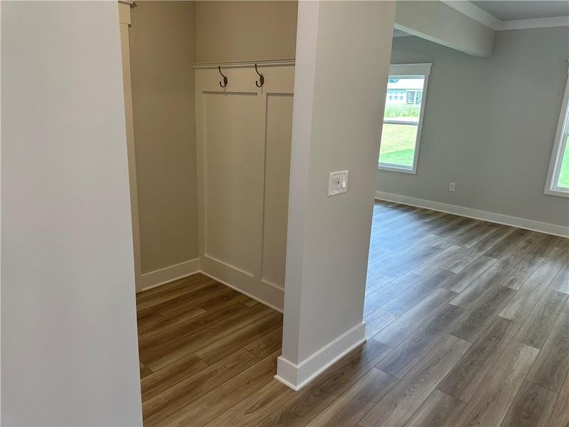Spacious, unfurnished interior of a new home in Rosewood Lake Estates, Hoschton (Image 98).