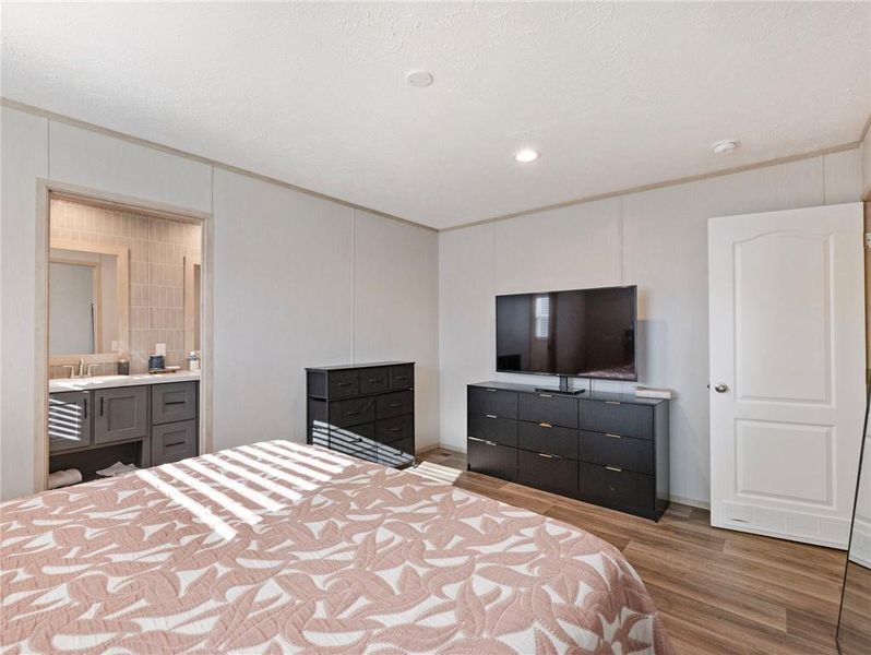 Furnished interior view inside a new home in , Danielsville (Image 15).