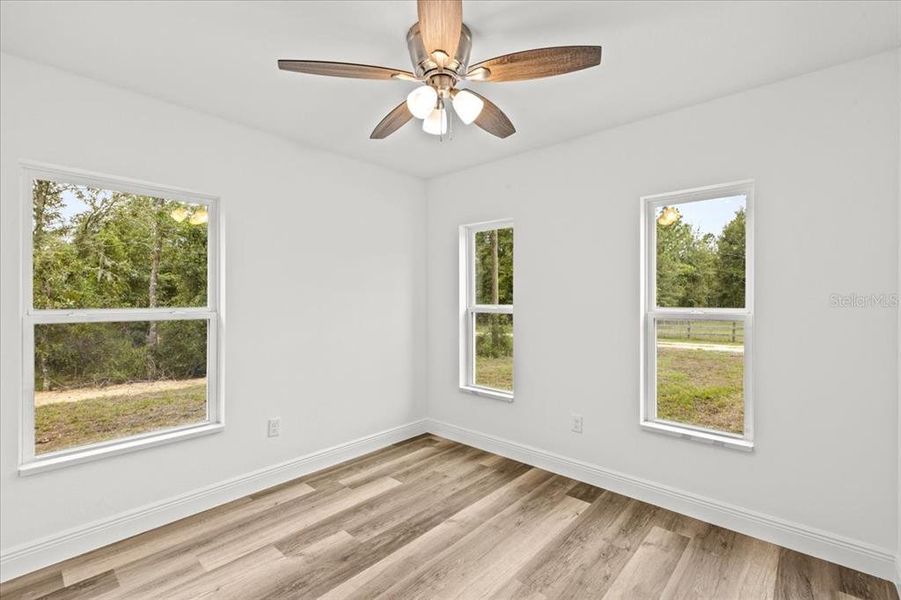 Secondary bedroom 1