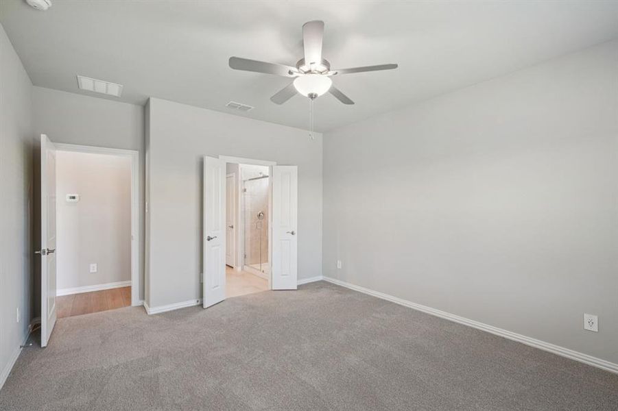 Photo is not of the actual home, but is an inspirational photo of builder’s model home and may depict options, furnishings, and/or decorator features that are not included.