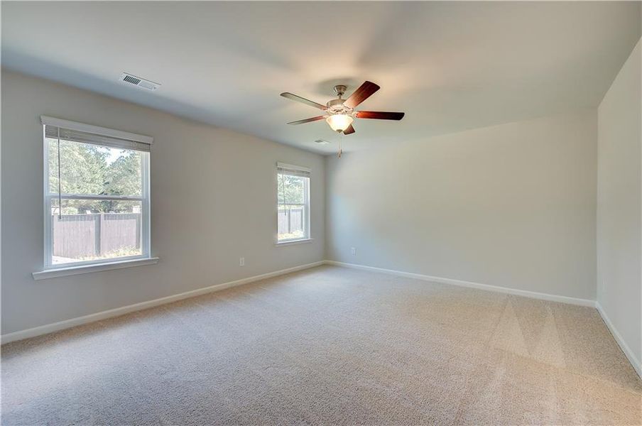Spacious, unfurnished interior of a new home in Bowers Farm, McDonough (Image 28).