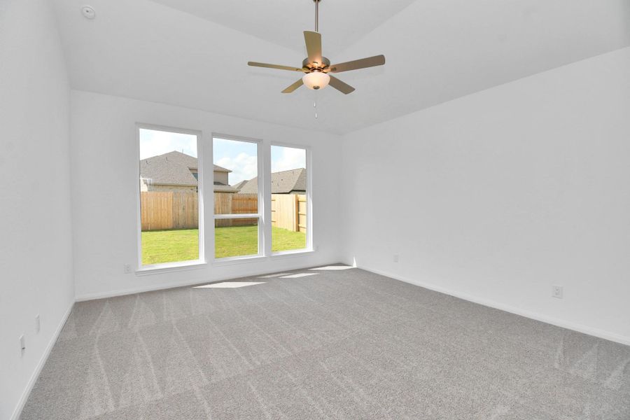 Spacious, unfurnished interior of a new home in Elyson, Katy (Image 31).