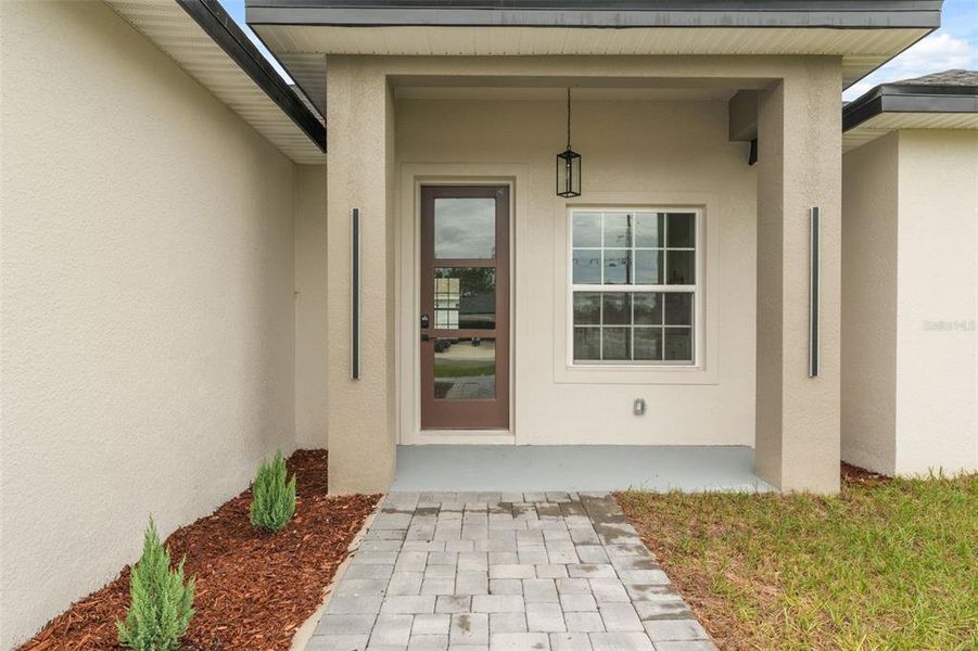 Exterior details and patio area of a home in , Ocala (Image 25).