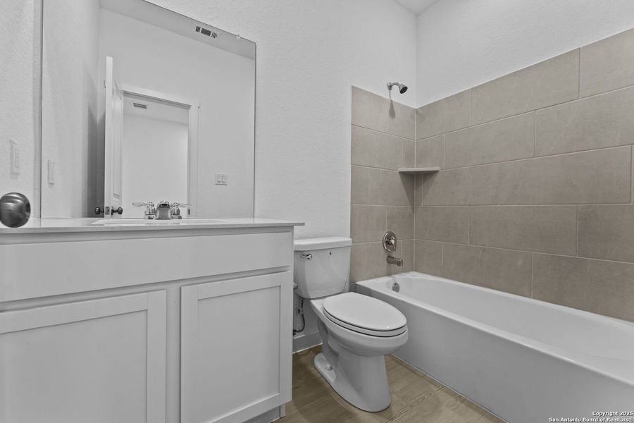 Furnished interior view inside a new home in , New Braunfels (Image 4). Furnished interior view inside a new home in , New Braunfels (Image 4).