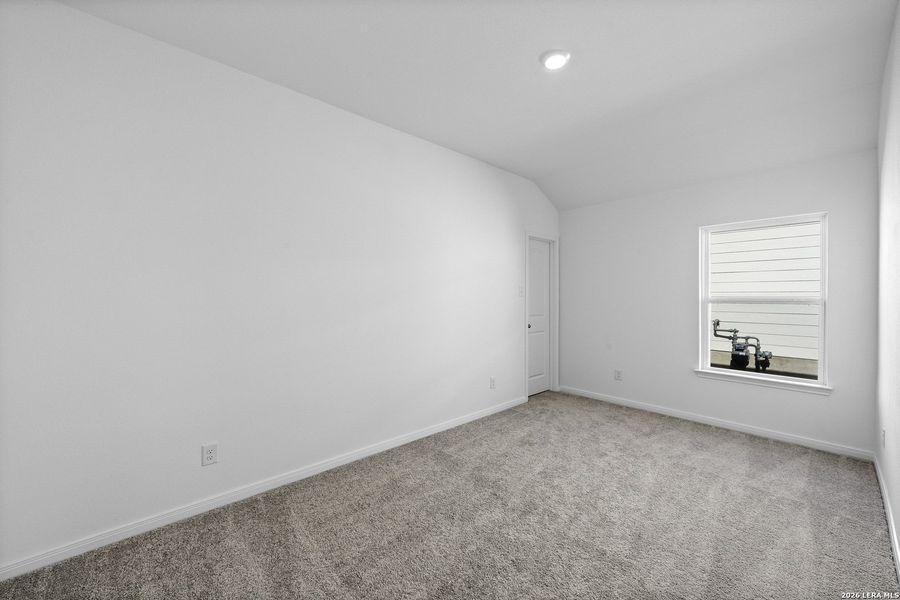 Spacious, unfurnished interior of a new home in Preserve at Medina, Von Ormy (Image 10).
