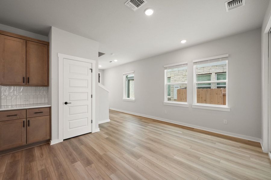 Spacious, unfurnished interior of a new home in Park Central, Georgetown (Image 17). Spacious, unfurnished interior of a new home in Park Central, Georgetown (Image 17).
