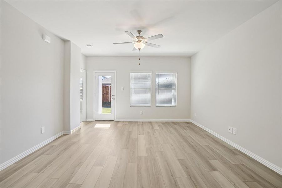 Spacious, unfurnished interior of a new home in Trails of Lavon - Spring Series, Lavon (Image 23).