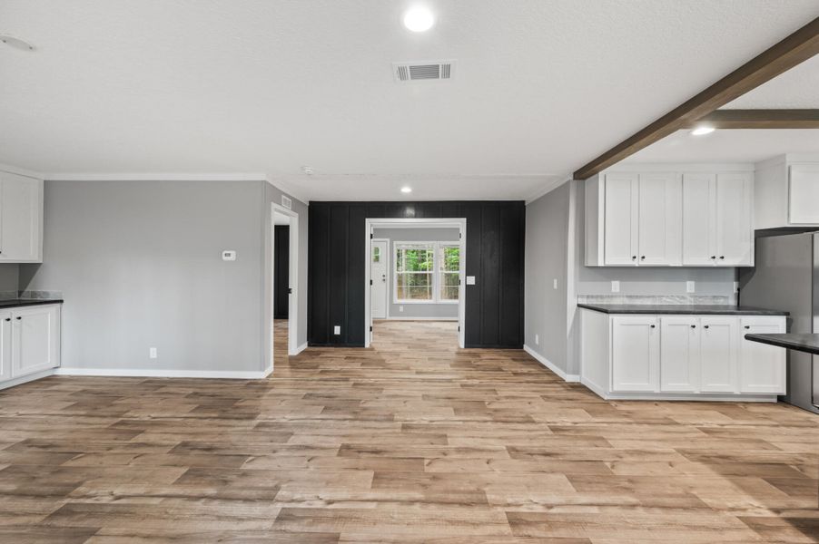 Spacious, unfurnished interior of a new home in , Eutawville (Image 21).