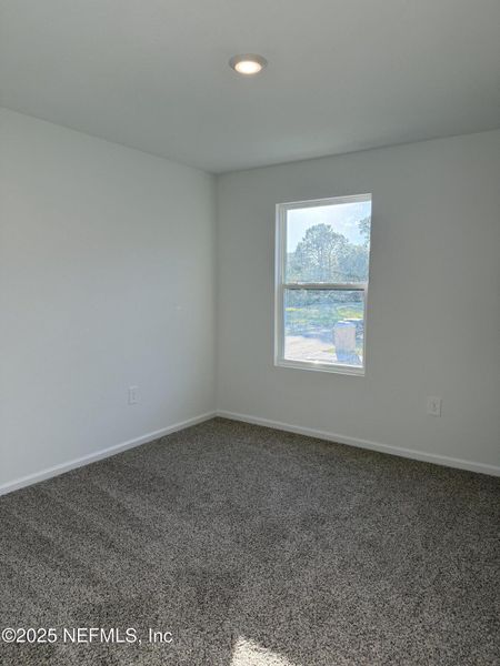 Spacious, unfurnished interior of a new home in Trout River, Jacksonville (Image 23).