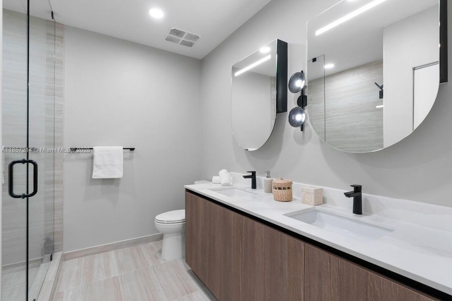 Image 20 of a home in .