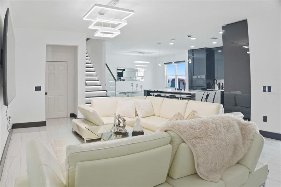 Furnished interior view inside a new home in Storey Creek, Kissimmee (Image 13).