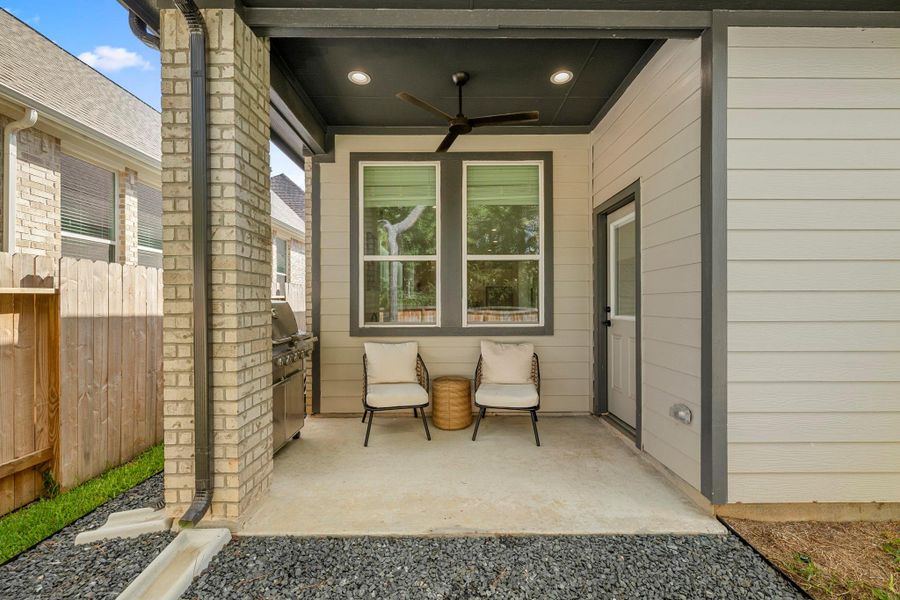 Complimented with a ceiling fan and overlooks the wooded reserve Complimented with a ceiling fan and overlooks the wooded reserve