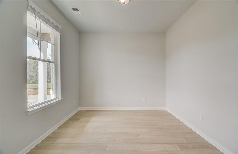 Spacious, unfurnished interior of a new home in Copperfield, Locust Grove (Image 13).