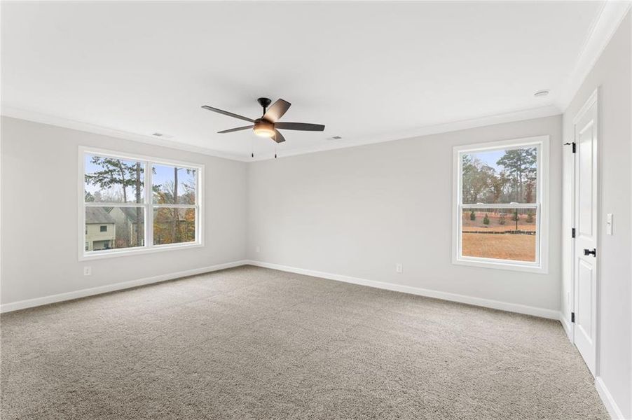 Spacious, unfurnished interior of a new home in Cherokee Township, Acworth (Image 14).