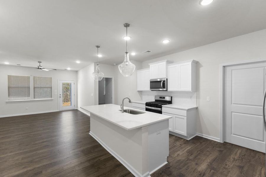 Representative furnished interior of a home built from the Karamea by Veranda Homes in Hitchcock Preserve 43', Aiken (Image 4).