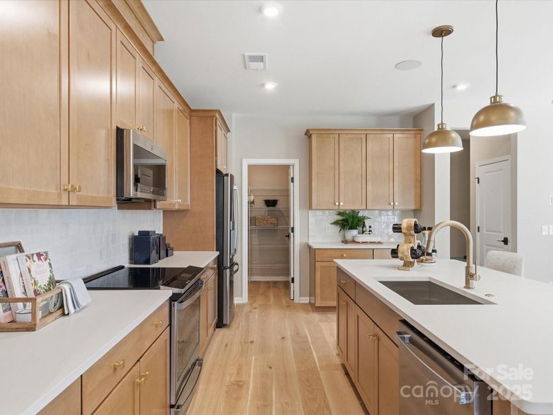 Convenient Storage Solutions. *Model Photos | Actual Finishes, Structural Selections, and Orientation May Vary.