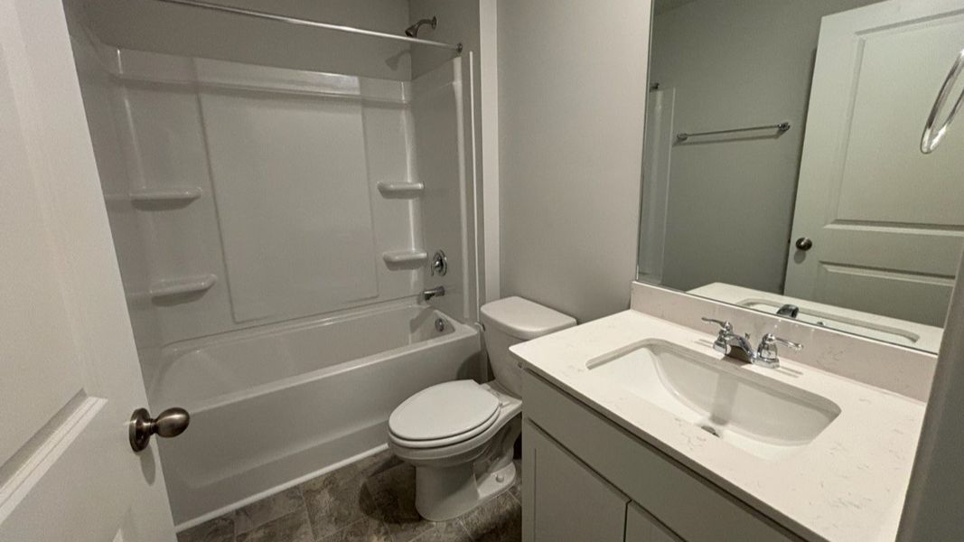Furnished interior view inside a new home in Saddle Trace, Lewisburg (Image 5).