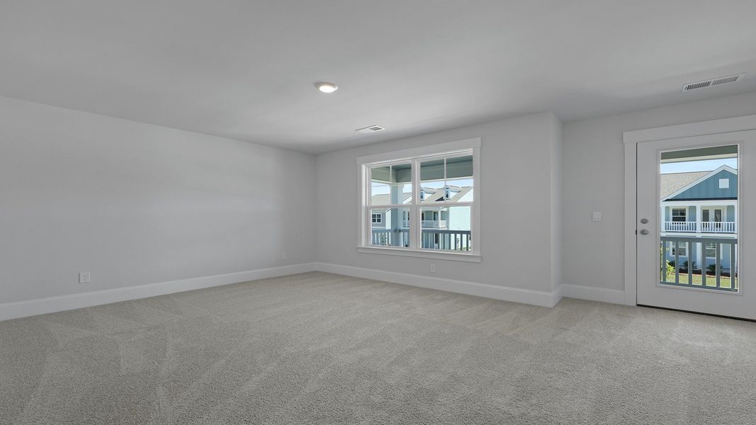 Spacious, unfurnished interior of a new home in Livingston Woods, Irmo (Image 39).