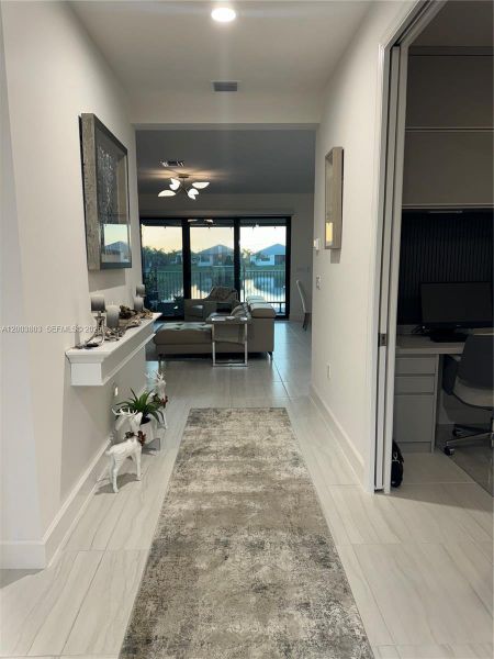 Furnished interior view inside a new home in , Port St. Lucie (Image 13).