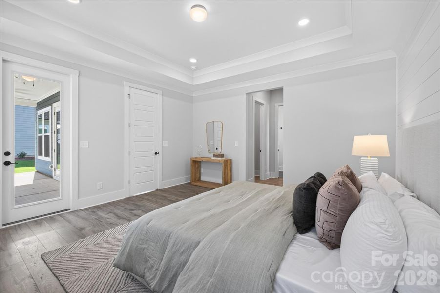 Furnished interior view inside a new home in Edgewater Lakeview On Your Lot, Lancaster (Image 14).
