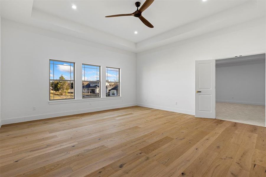 Spacious, unfurnished interior of a new home in , Rockwall (Image 33).