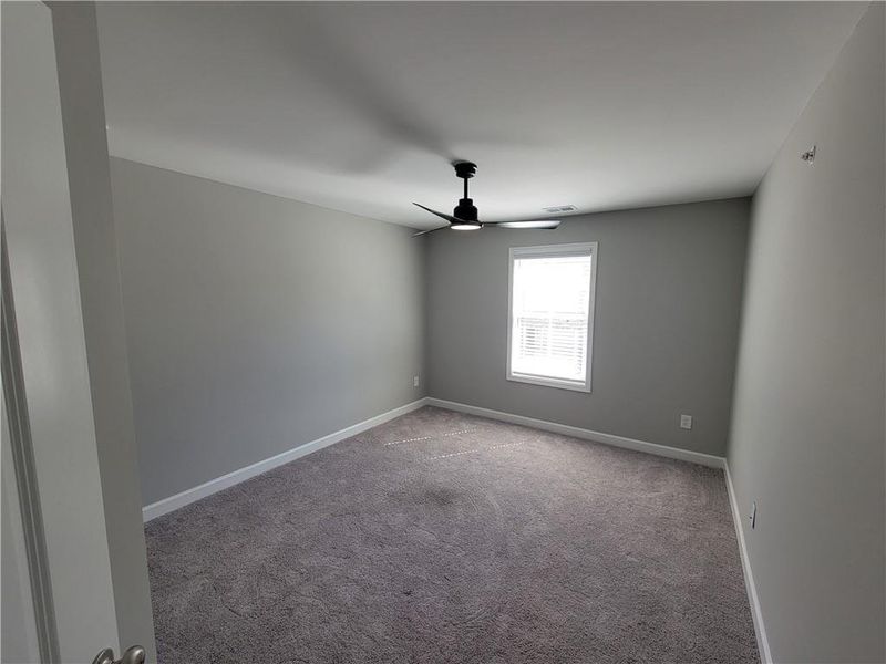 Spacious, unfurnished interior of a new home in Bluffs at Bells Ferry, Marietta (Image 16).