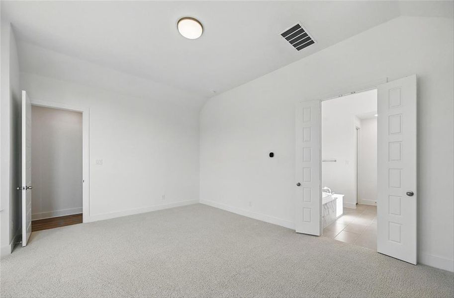 2131CharmingForgeRoadCANTA010 2131CharmingForgeRoadCANTA010