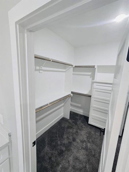 **Photos are of a similar, completed home by the builder. **Photos are of a similar, completed home by the builder.