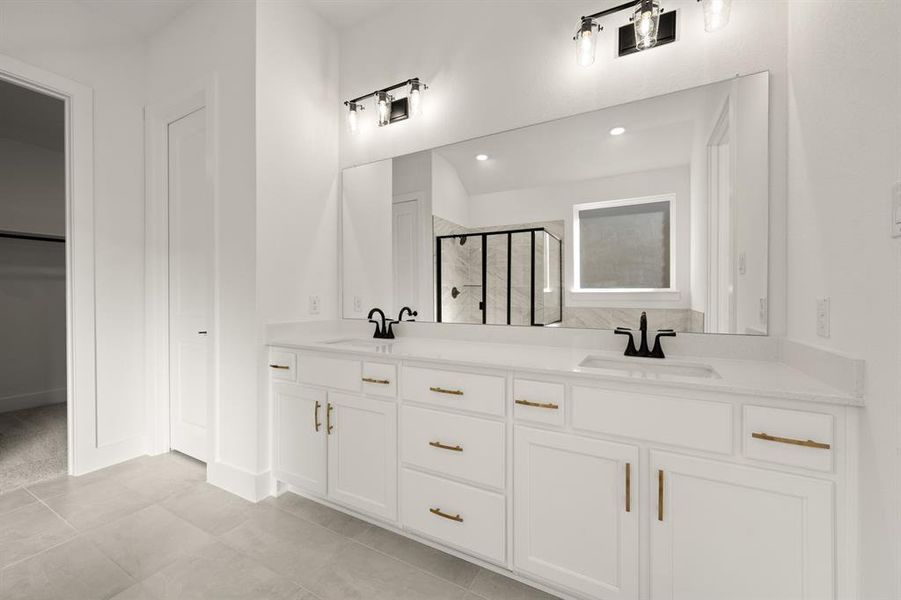 5012 Hillside Green- Primary SUite-5