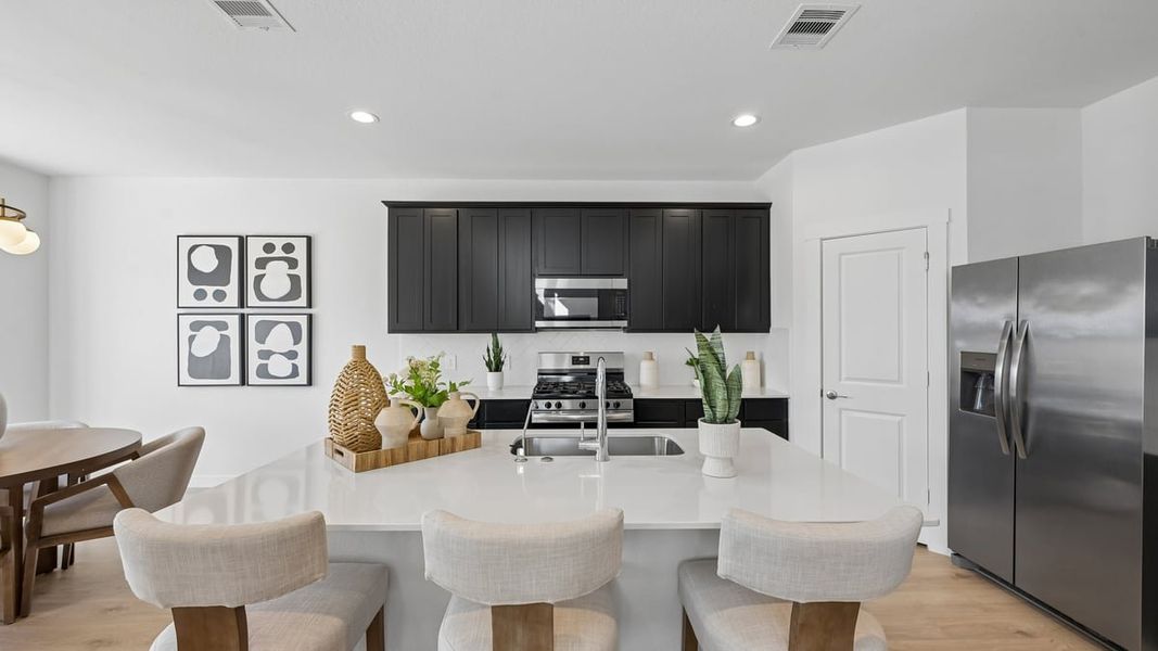 Furnished interior view inside a new home in Evergreen, Rosenberg (Image 11).