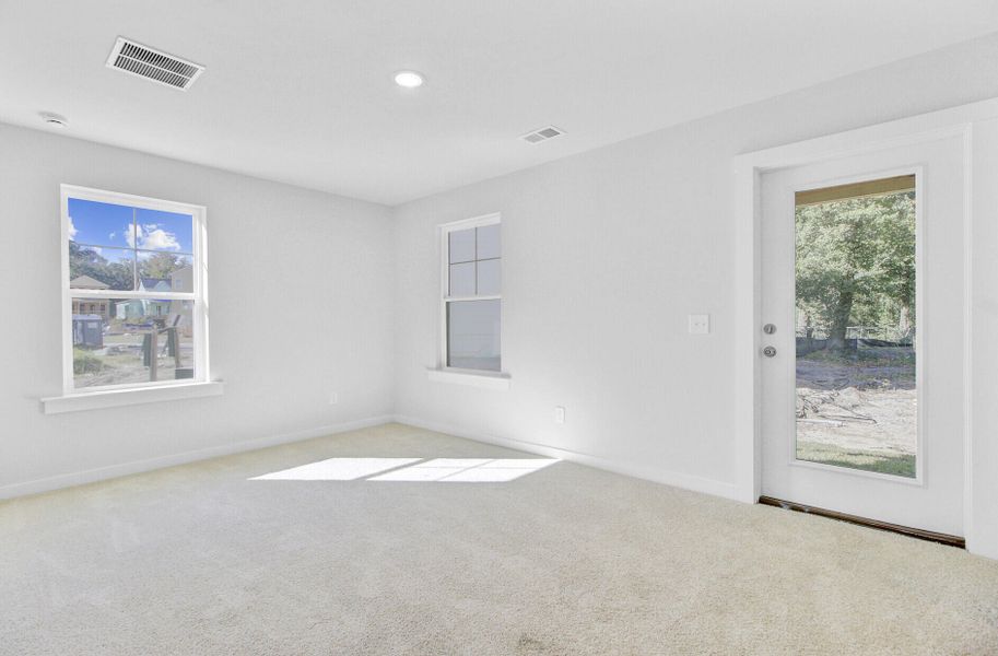 Spacious, unfurnished interior of a new home in Indigo Grove Townhomes, Johns Island (Image 45).