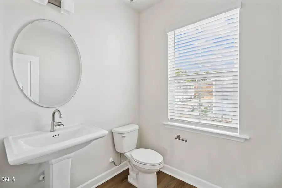 Mews 12_Powder Room_3.7.25_webready