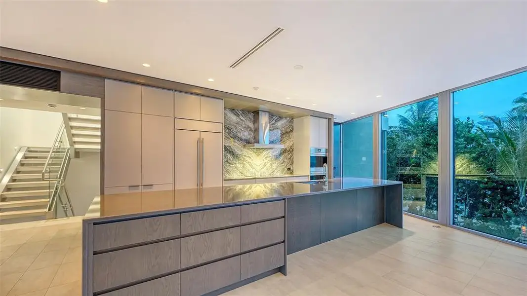 Community amenities in , Longboat Key (Image 44).