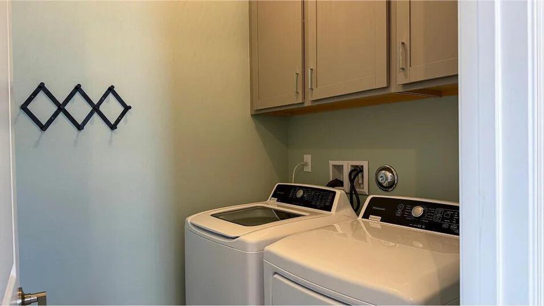 Close-up of interior finishes inside a home in , Fort Pierce (Image 11).