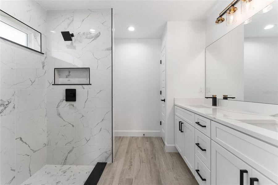 Image 10 of a home in . Image 10 of a home in .