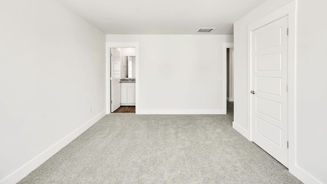 Spacious, unfurnished interior of a new home in The Landing at Sidbury Station, Castle Hayne (Image 23). Spacious, unfurnished interior of a new home in The Landing at Sidbury Station, Castle Hayne (Image 23).