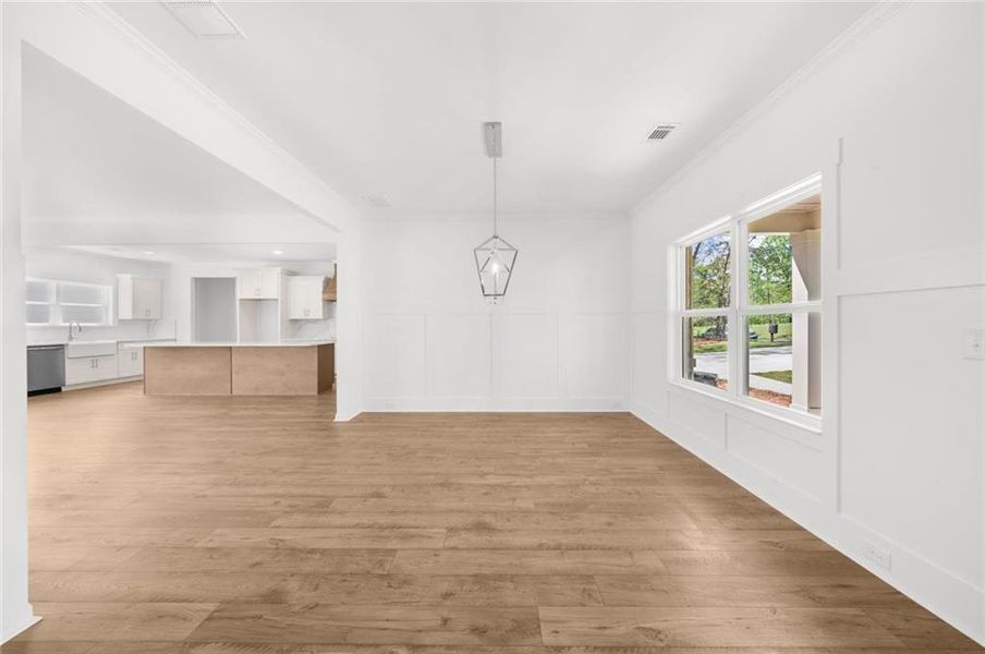 Spacious, unfurnished interior of a new home in , Gainesville (Image 35).