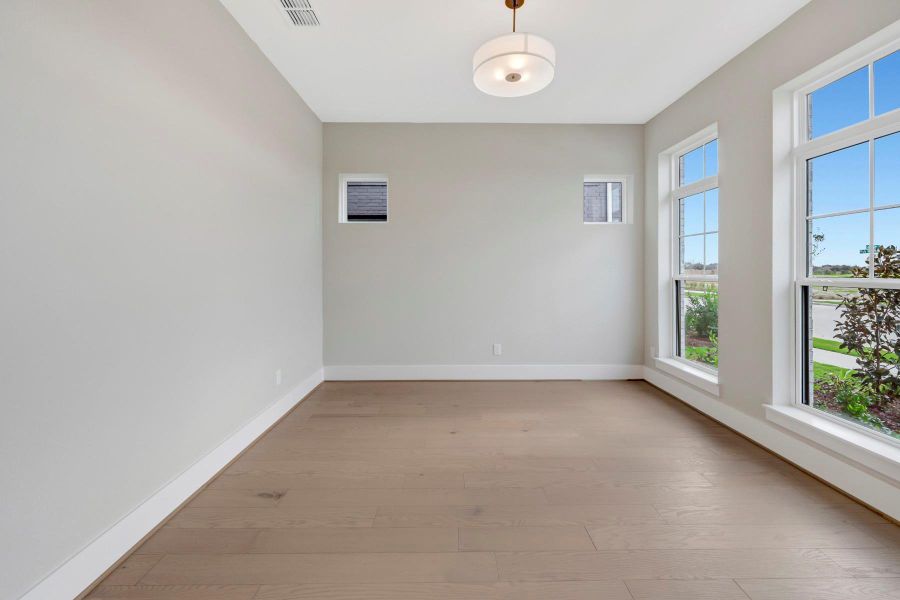 Spacious, unfurnished interior of a new home in Easthaven at Bridgeland Central - Vision Collection, Cypress (Image 15).