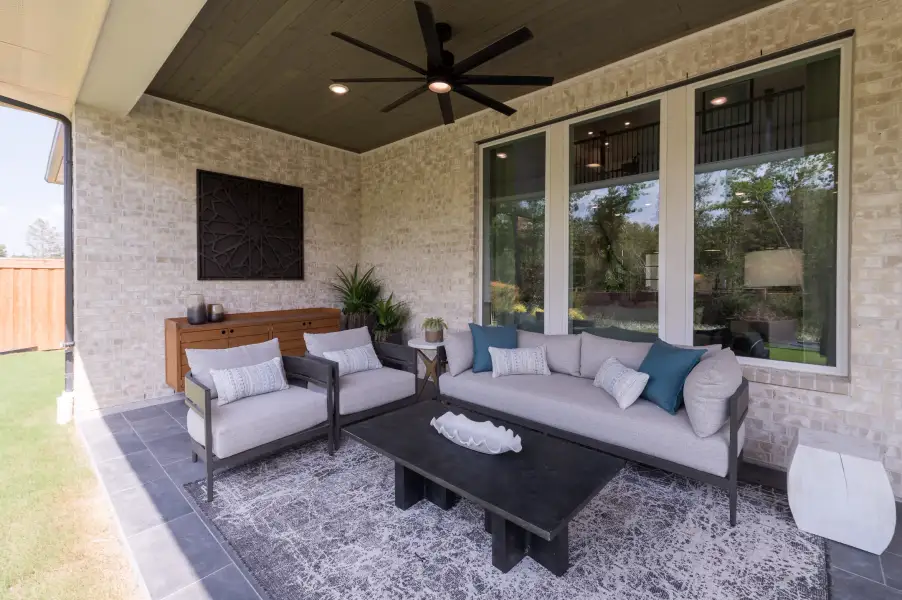Exterior details and patio area of a home in Sienna 60’, Missouri City (Image 2). Exterior details and patio area of a home in Sienna 60’, Missouri City (Image 2).