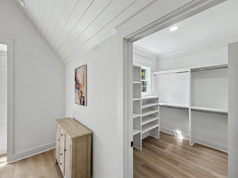 Image 61 of a home in .