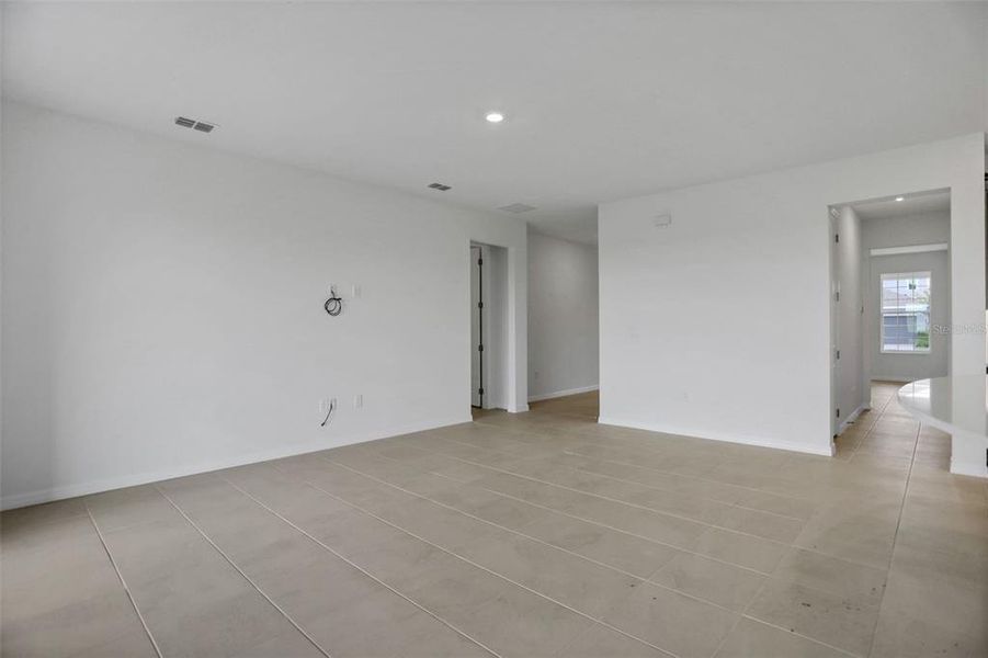 Spacious, unfurnished interior of a new home in Seaire, Parrish (Image 58).