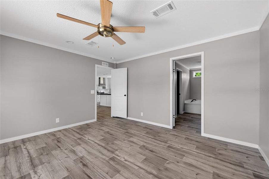 Spacious, unfurnished interior of a new home in , Ormond Beach (Image 15).