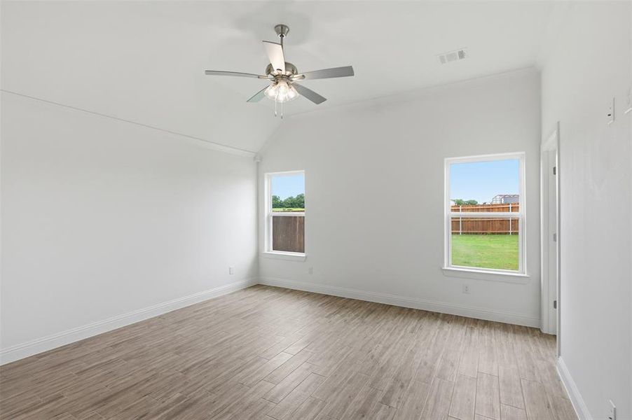 Spacious, unfurnished interior of a new home in , Tolar (Image 33). Spacious, unfurnished interior of a new home in , Tolar (Image 33).