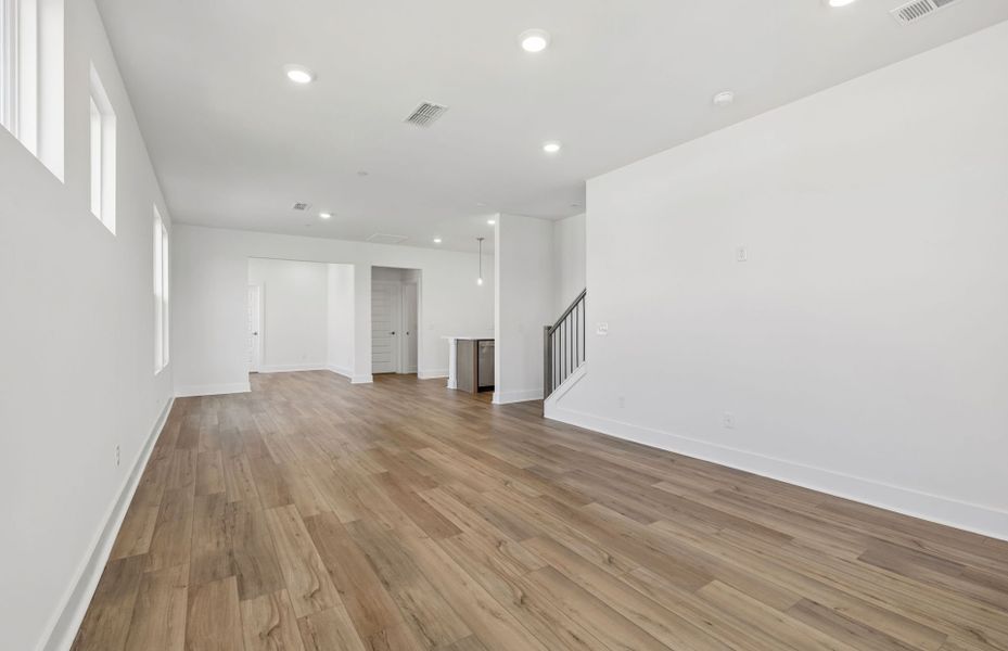 Spacious, unfurnished interior of a new home in Bradshaw Farms Reserve, Mount Juliet (Image 32).